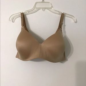 Soma vanishing back wireless bra 38D